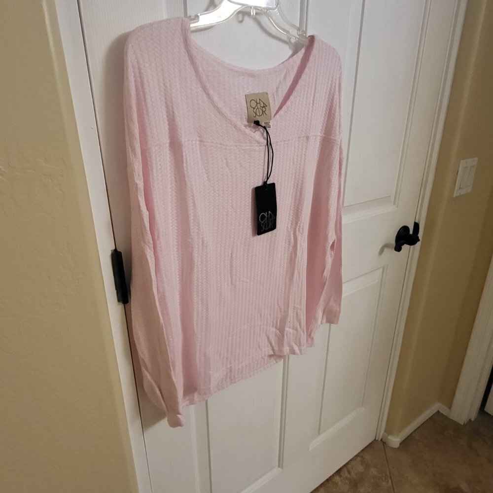 Chaser NWT Pink V-Neck Super Soft Pullover Sweater Top Size Medium - Picture 5 of 6